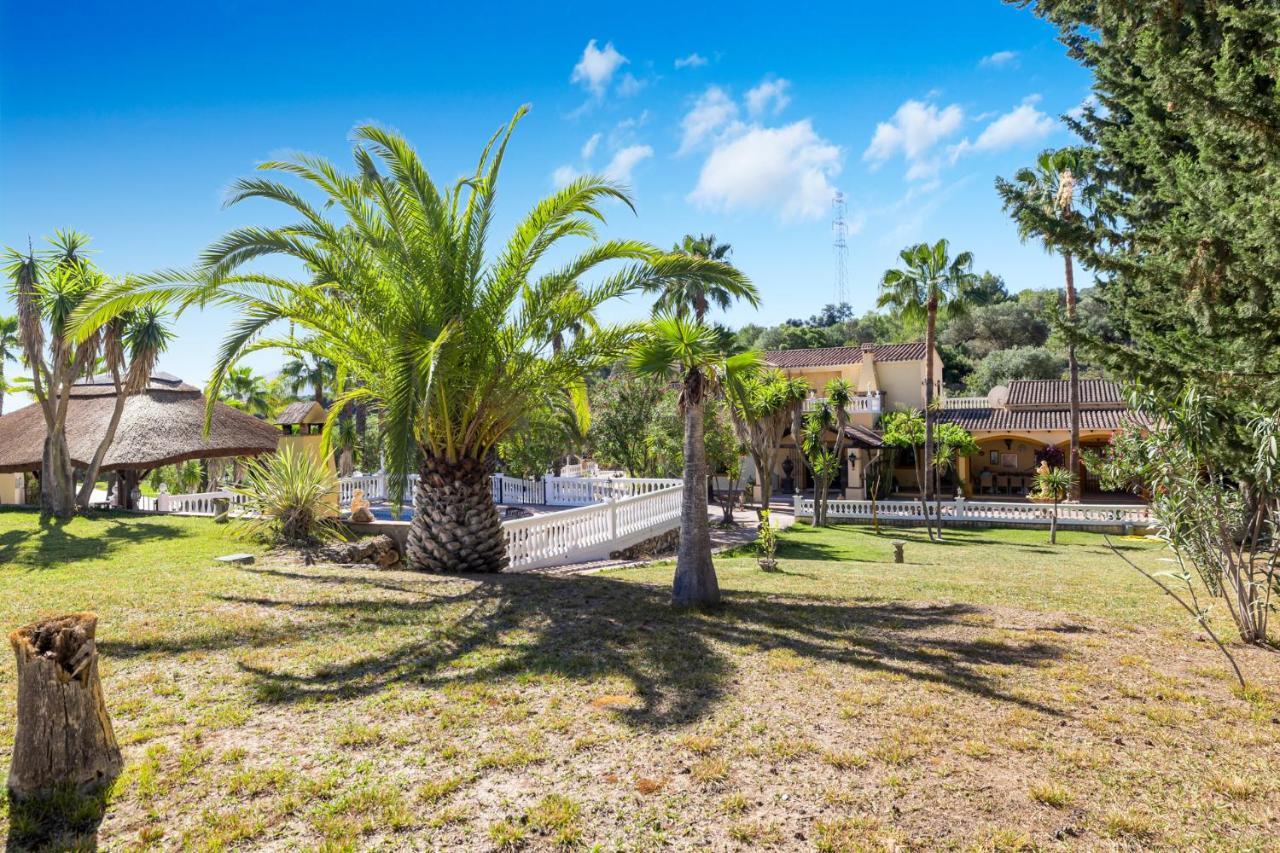 Villa Hacienda De La Siesta Coín Esterno foto